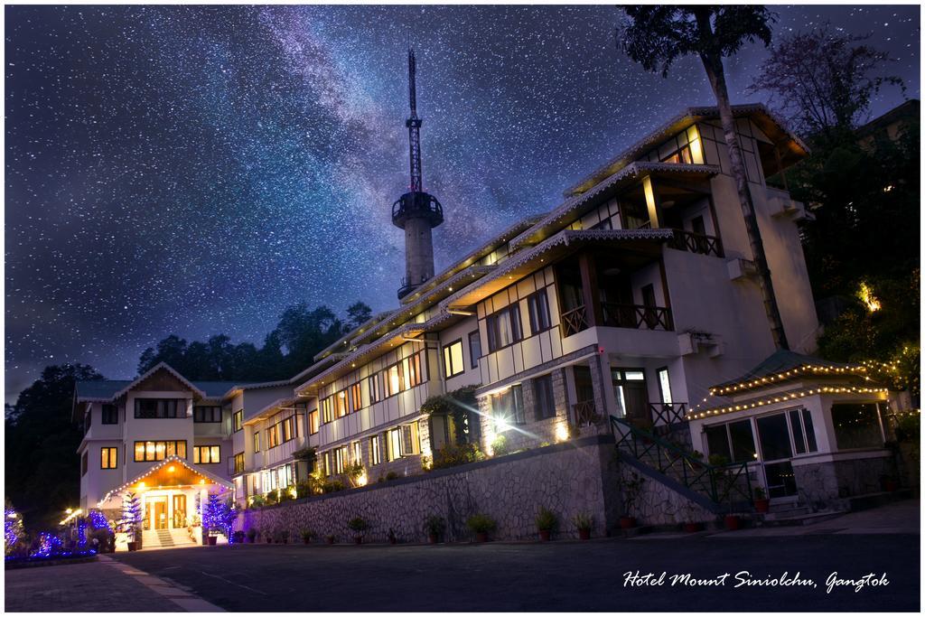 Hotel Mount Siniolchu, Gangtok Exterior photo