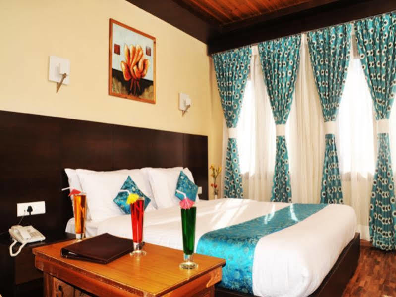 Hotel Mount Siniolchu, Gangtok Exterior photo